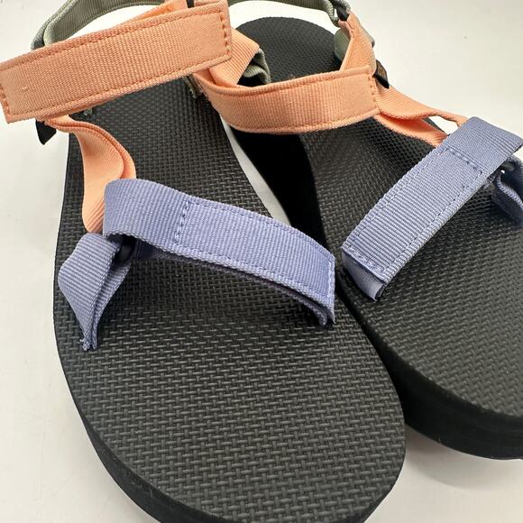 TEVA New without Box Flatform Universal Sandal // 10 - Picture 7 of 8